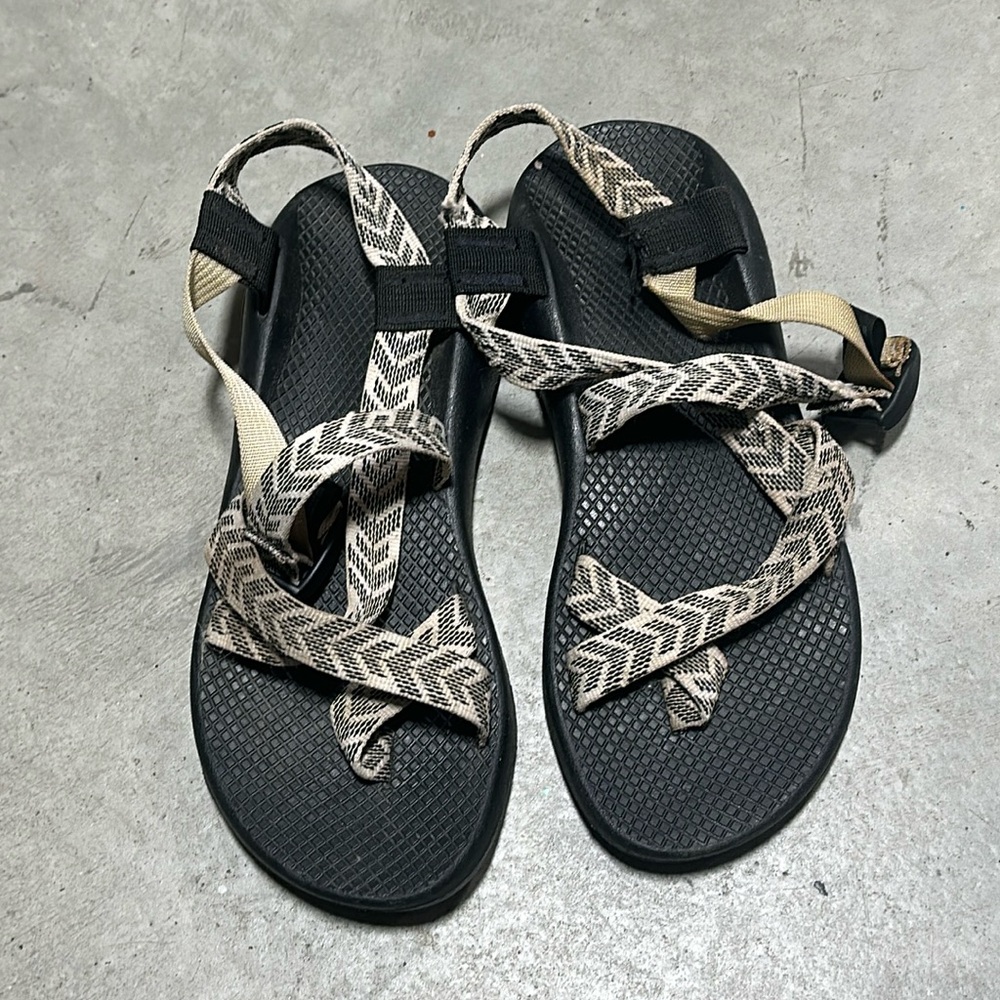 Chaco‎ Z Cloud 2 Rocket Chevron Tan Black Strappy Hiking Sandals Sz 9